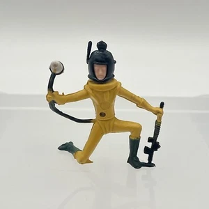 Louis Marx Yellow Scuba Diver W/ Rifle RARE Vtg Action Figure 1950s! - Picture 1 of 6