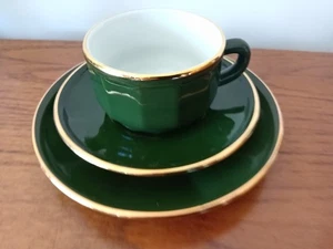 Perfect Apilco porcelain green & gold trio of coffee cup, saucer and side plate. - Picture 1 of 12