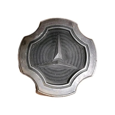 1981 - 1987 年丰田 Celica Corolla Supra 中心盖 — 第 1/2 张图片