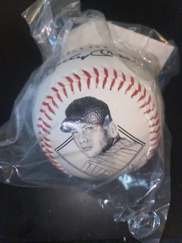 Mickey Mantle New York Yankees Rayovac Replica Signature Baseball Brand New! Cover