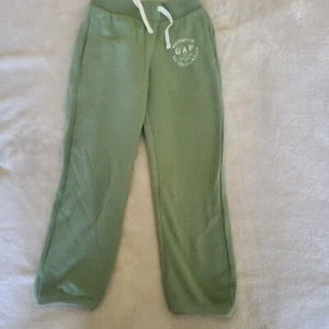 Gap Kids Boys Youth Size 8 Green Bottom Sweatpants - Picture 1 of 3