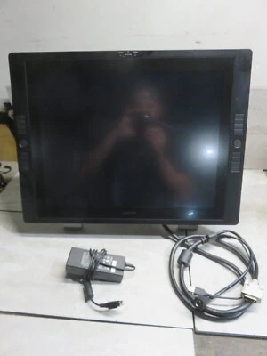 Wacom Cintiq 21UX DTK-2100 Graphics Monitor with Digital Pen and STAND - Image 1 of 4