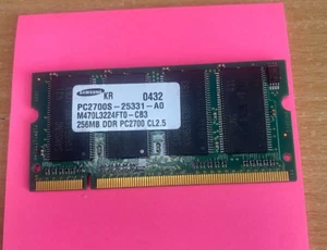 SAMSUNG 256MB DDR PC2700S-25331-A0 - M470L3224FT0 / IBM FRU: 31P9830 - Picture 1 of 3