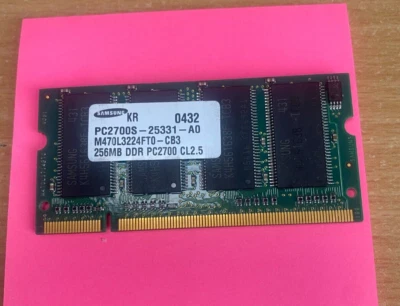 SAMSUNG 256MB  DDR PC2700S-25331-A0 - M470L3224FT0 / IBM FRU: 31P9830 - Image 1 of 3
