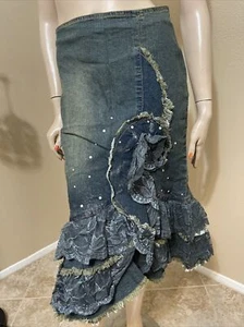 Damen blau Denim Baumwolle lässig perlenbestickt Boho Rock Größe S (4-6) 9018 - Bild 1 von 12