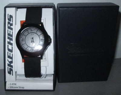 Reloj Skechers para mujer Rosencrans de cuarzo mediano de tres manecillas negro SR6024W Foto 1 de 4