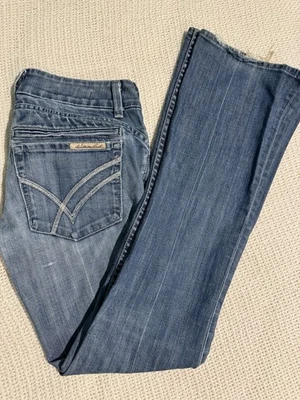 Pantalones de mezclilla William Rast Savoy tiro bajo corte bota talla 26 bolsillos con cremallera Foto 1 de 4