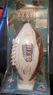 Mini fútbol conmemorativo del Super Bowl de los Denver Broncos. Foto 1 de 4