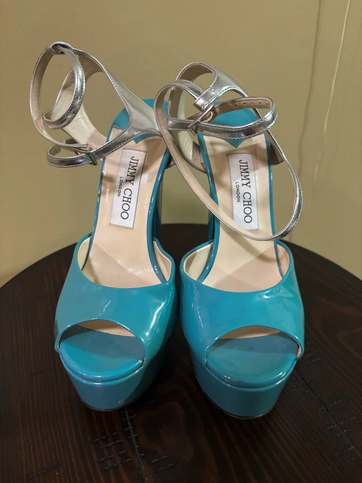  Jimmy Choo Tacones Altos Azul Charol Plataforma Talla 36 1/2 Hecho en Italia  Foto 1 de 4