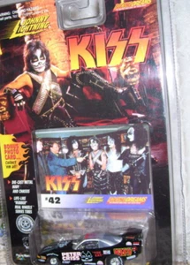 1997 Johnny Lightning Kiss Car and Card Peter Criss Racing Dreams MIB - Picture 1 of 3