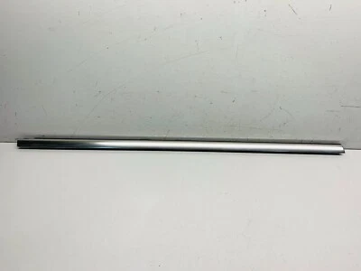 MERCEDES-BENZ C200 SELLADO VENTANA EMBELLECEDOR 2020 D/S TRASERO CLASE C AMG-LINE A2057300424 Foto 1 de 4