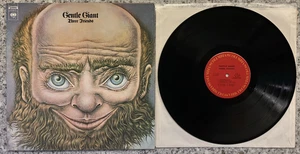 Gentle Giant – Three Friends ; 1976 LP PC 31649 VG++ - Foto 1 di 5