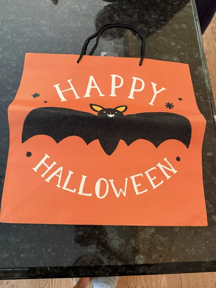 Bolsa de regalo de Halloween American Greetings 15x8x15 Foto 1 de 4