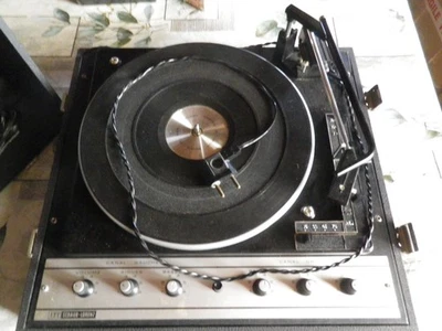 toune disque vinyles électrophone ITT schaub lorenz E621 vintage - Photo 1/4