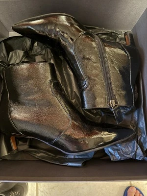 Botín Aquatalia By Marvin K. Negro Patente Impermeable Punta Talla 8 Foto 1 de 4