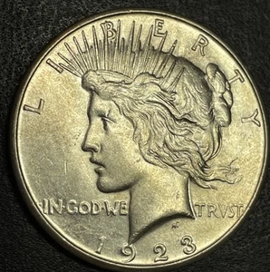 1923-S Dollaro della Pace, bella lucentezza come nuova, data semi-migliore - Foto 1 di 2