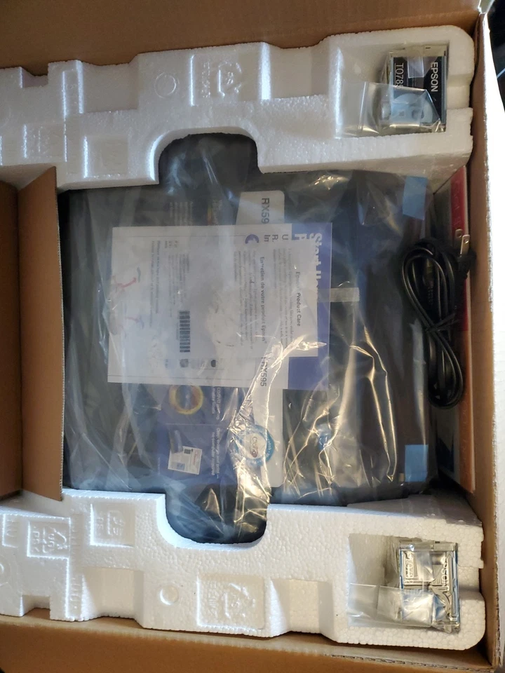 Epson Ultra Hi Definition Stylus Photo RX595 All-in-One Printer (C11C693201) - Image 1 of 4