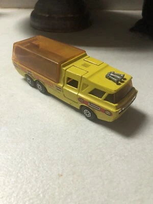1972 MATCHBOX SUPER KINGS K7 YELLOW RACING TEAM CAR TRANSPORTER CARRIER 1/43 - Image 1 of 4