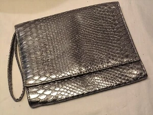 Neiman Marcus Metallic Silver Faux Croc Evening Clutch Bag Wristlet - Picture 1 of 3