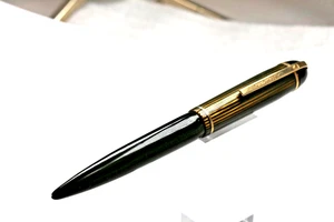 EVERSHARP SKYLINE FOUNTAIN PEN 5 1/4'' 14K NIB GOOD SAC GREEN BARREL - Picture 1 of 22