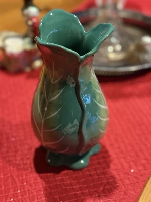 Jarrón brillante de cerámica de repollo hoja verde umbral Foto 1 de 4