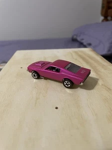 HOT WHEELS REDLINE RARE CREAMY PINK CUSTOM MUSTANG VINTGE SERIES! READ!! - Picture 1 of 8