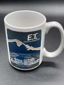 E.T. Mug - 20th Anniversary 2002 Universal Studios - 5" Ceramic Big Mug - Picture 1 of 6