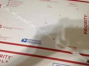 Samsung BN96-39660A , 39660A   LED Light Strip - Picture 1 of 2