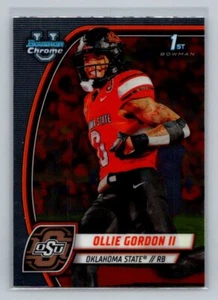 2024 Bowman University Chrome Ollie Gordon II #197 Oklahoma State Cowboys - Foto 1 di 2