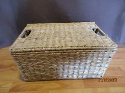 天然编织篮子带手柄和盖子 16.5 英寸 x 11.5 英寸 x 8 — 第 1/4 张图片