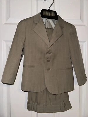 George Suit 3 Button Jacket & Pleated Pants Toddler Boys Size 4 Tan Pre Owned - Image 1 of 4