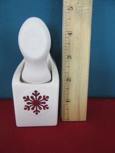 288.  MARTHA STEWART Paper Punch Scrapbook Scrapbooking Edge SNOWFLAKE - Picture 1 of 4
