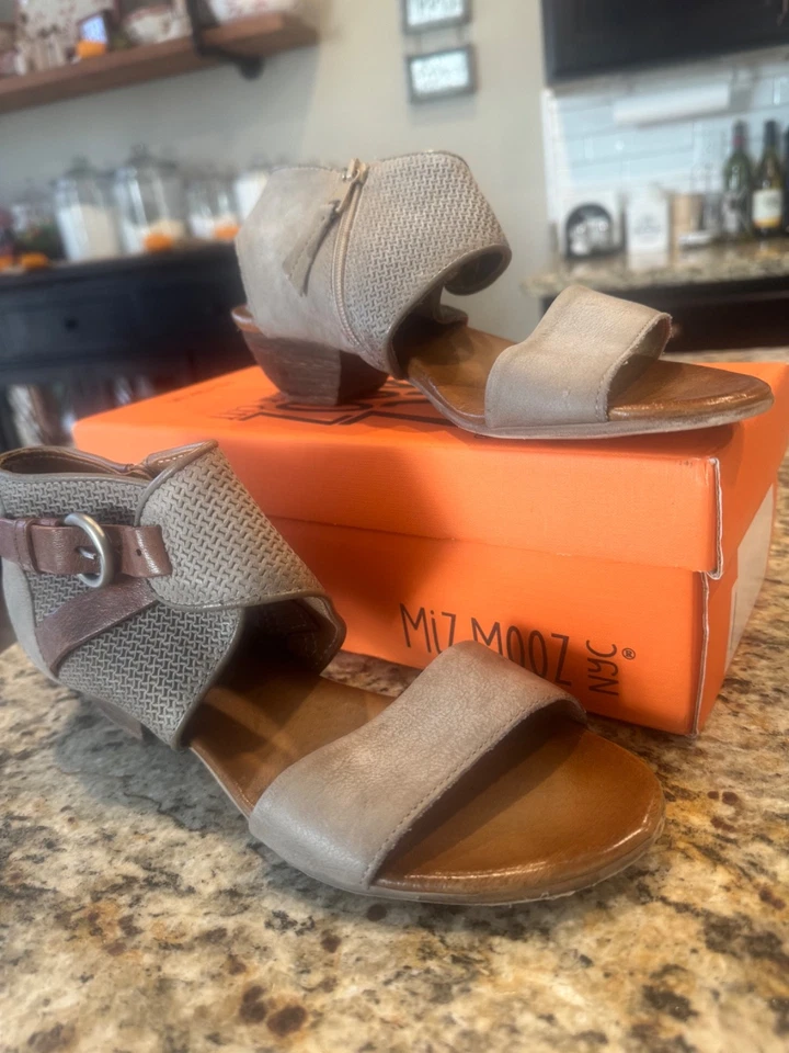 Miz Mooz ЕС стиль - веселый цвет гальки с коричневыми акцентами размер 40, США 9  - Изображение 1 из 4