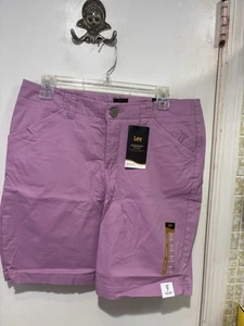 Ladies Lee Legendary Style Bermuda Mid Rise Shorts -12 Pansy-NWT - Picture 1 of 2