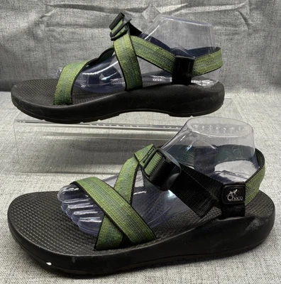 Sandalias deportivas de senderismo Chaco con tiras a rayas verdes al aire libre para hombre talla 10 EE. UU. Foto 1 de 4