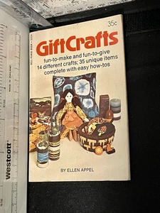Vintage Giftcrafts Mini Fun Crafts Book - Picture 1 of 3