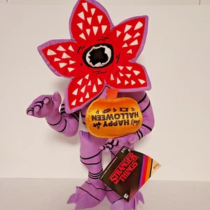 Stranger Things Demogorgon Halloween Greeter 20 Zoll Neu mit Etikett Netflix Plüsch - Bild 1 von 4