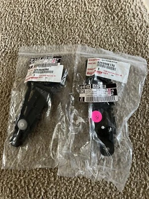 Retenedor de parachoques lado conductor y pasajero OEM para Lexus RX350/RX350h/RX500h 2023 Foto 1 de 4