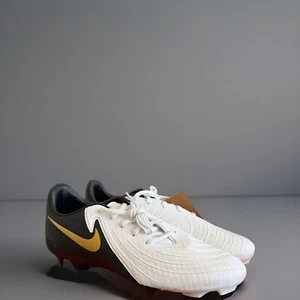 Nike Phantom GX 2 MG 'White Gold Black FD6723-100 Men’s 7/ Women’s 8.5 - Picture 1 of 6