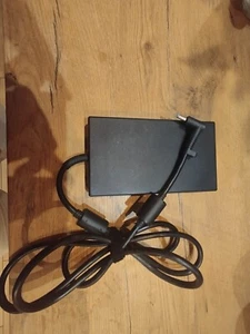 HP LAPTOP CHARGER TPN-CA03, 19.5V 10.3A 200W, 4mm x 3mm connector blue - Zdjęcie 1 z 4