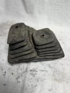 New Manual Trans Shifter Boot 18886.97 53004539 Fit's 87-95 Jeep Wrangler YJ - Picture 1 of 3