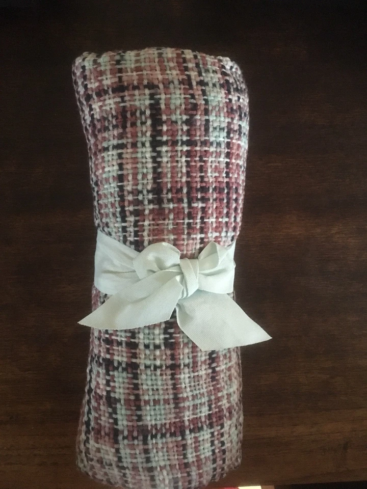 Hermoso lanzamiento grueso de punto Foto 1 de 1