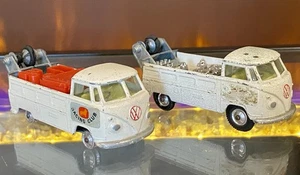 2 Volkswagen Racing Club Recovery Truck Tow Trucks BREAKDOWN VW BUS CORGI TOY - Picture 1 of 13
