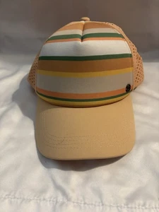New NWOT Roxy Girl Girls Ariel Rainbow Town Trucker Cap Mesh Back Coral One Size - Picture 1 of 3