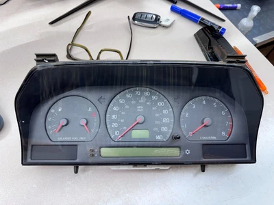 Panel de instrumentos OEM 1998-2000 Volvo S70 2,4 L MPH cuadro de indicadores Foto 1 de 2