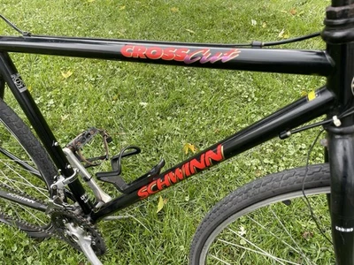 Juego de cuadro de carretera híbrida Schwinn de colección corte transversal bicicleta negra dorada púrpura roja Foto 1 de 4