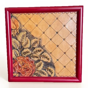 Handbesetztes Leder Wandbild, bunte Rosenblätter Szene Kreuz Design - Bild 1 von 8