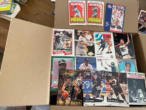 HUGE Lot 1600 Sports Trading Card Collection Football Basketball Baseball Hockey - Picture 1 of 3