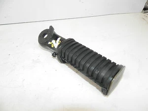 Yamaha SR 250 3Y8 Fußraste Fahrerraste Raste Rastenanlage hinten rechts Nr.1 - Bild 1 von 1