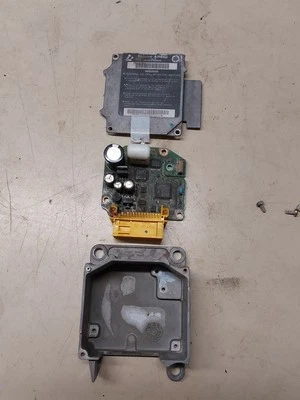 Centralina airbag Fiat Brava Bravo Marea sensore airbag 464793640 99902000 AIRBAG - Immagine 1 di 3